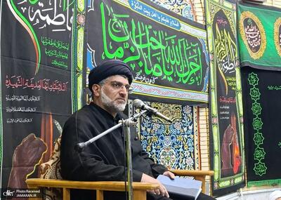  سیدعلی آیت‌اللهی: منافق هدفش این است که با نام «دین»، زندگی را بر مردم سخت کند و این کار باعث بی دینی مردم می‌شود/حضرت زهرا به ما آموخت که در برابر دردهای جامعه نباید بی تفاوت بود/تا نقدی می‌شود برخی از مسئولین می‌گویند شما نبات داغ مسائل را زیاد می‌کنید!