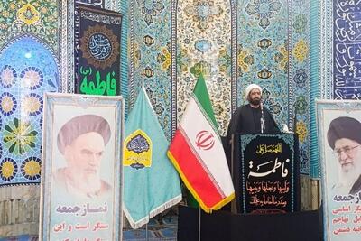  امام‌جمعه سراوان: فعال‌سازی بازارچه‌های مرزی کلید بهبود معیشت مردم است