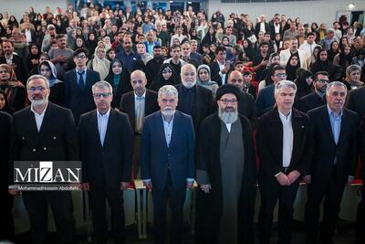  وزیرفرهنگ و ارشاد اسلامی: خانواده بیماران پروانه‌ای الگویی از «توانستن» هستند