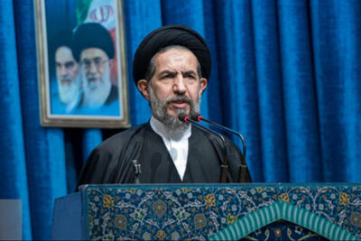  خطیب موقت نماز جمعه: ماجرای بانک آینده بسیار تاسف‌بار است