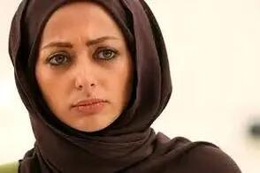  نفیسه روشن با تیپ سرخ‌پوستی در انظار عمومی ظاهر شد