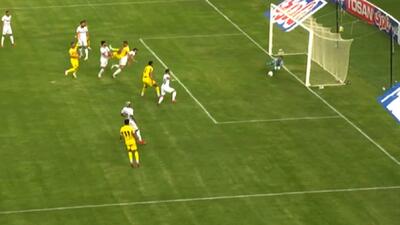  سیو دیدینی میرزازاد مقابل فجر سپاسی