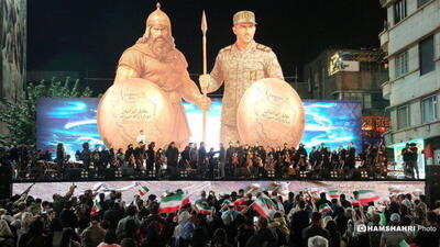  تصاویری از کنسرت خیابانی در میدان انقلاب