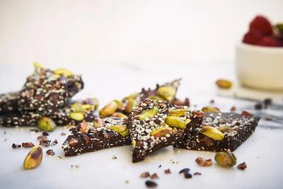  طرز تهیه کرانچی ترد پسته‌ای