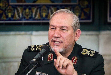  سرلشکر صفوی: جنوب‌شرق کشور می‌تواند جایگزین اقتصاد نفتی شود/مشاور عالی فرمانده کل قوا کدام نقطه کشور را «بهشت گمشده ایران» خواند؟