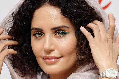  سلفی جذاب الناز شاکردوست با عینک دودی پلنگی