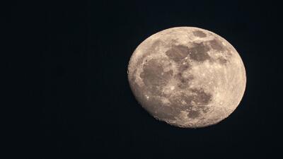  راز ابر غبارآلود مرموز اطراف ماه کشف شد