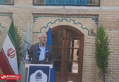  کرمانشاه می‌تواند پیشتاز احیای بافت‌های تاریخی و توسعه گردشگری باشد/ لزوم حمایت از سرمایه‌گذاران بخش خصوصی در احیای خانه‌های تاریخی