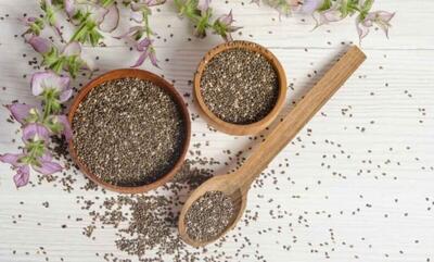  یک قاشق دانه چیا چند کالری دارد؟