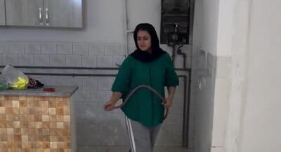  نازنین خانم، نظافتچی جوان شهر، بالاخره صاحب‌خانه شد - چیدانه