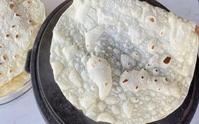 طرز تهیه نان لواش بدون مخمر؛ فقط آرد، آب، نمک