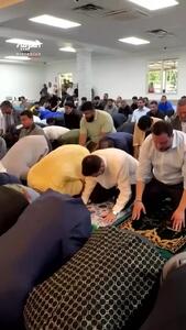  شهردار نیویورک به نماز جمعه رفت+ فیلم