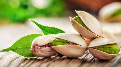  خواص معجزه آسای مصرف پسته در شب برای این افراد