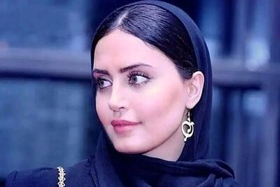  عکس/ ظاهر متفاوت الناز شاکردوست با عینک پلنگی در خودرو چند میلیاردی | اقتصاد24