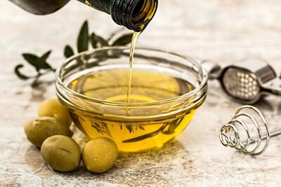  مقابله با برفک یخچال با روغن زیتون