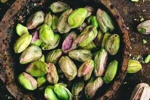  افراد پیش دیابتی شب ها این آجیل را بخورند