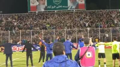  حال و هوای ورزشگاه تختی خرم آباد بعد از پیروزی خیبر مقابل تراکتور