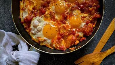  غذای آسان؛ طرز تهیه املت با پیاز و گوجه