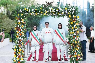  رقابت زیر سایه برادری