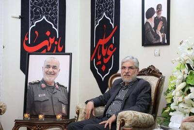  دیدار وزیر علوم با خانواده سردار شهید سلامی