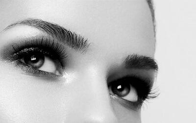  آموزش آرایش ابرو ، پرکردن و مرتب‌سازی حرفه‌ای با ژل و پودر ابرو
