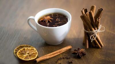  چای میخک و دارچین؛ نوشیدنی طبیعی برای تمرکز و انرژی در عصر کاری