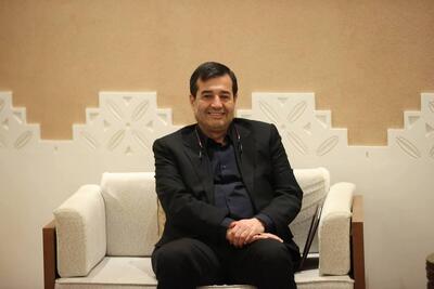  بازگشت وزیر ورزش و جوانان به ایران با بدرقه رییس کمیته ملی المپیک