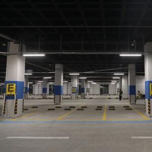  کمبود پارکینگ و معابر باریک؛ چالش‌های ترافیکی اهواز، آبادان و دزفول - تسنیم