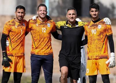  تشکر ویژه اخباری از برادر یک استقلالی (عکس)