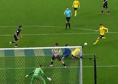  پاس گل محمد محبی مقابل سوچی