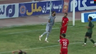  واکنش بیرانوند روی شوت مهدی قنبری