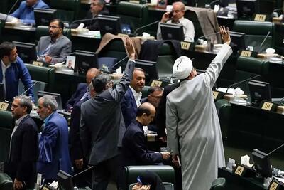  روزنامه همشهری: در شرایط فعلی مجلس بیش از هر زمان دیگر نیازمند انسجام است