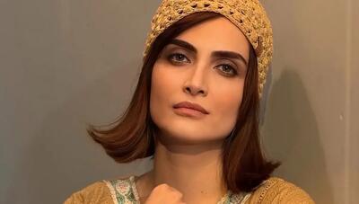  استایل متفاوت الناز ملک برای  خندیدن زیر مشت و لگد / بازیگر زخم کاری روی صحنه نمایش (عکس)