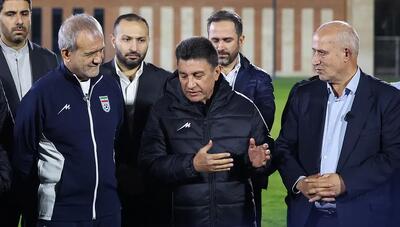  رئیس جمهور در مرکز ملی فوتبال؛ از دیدار صمیمی با ملی‌پوشان تا پا به توپ شدن در زمین چمن