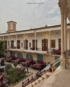  شربتخانه و رستوران خانه تاریخی یزدان پناه در شهر قم