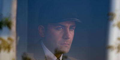  نگاهی به بیوگرافی منصور «بامداد خمار»؛ پسر موجهی که این روزها کراش همه شده! - چی بپوشم