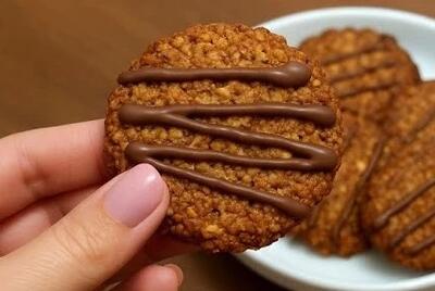 طرز تهیه بیسکویت رژیمی کم کالری؛ بیسکویت بدون شکر و آرد سفید