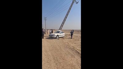  ویدیویی از تصادف شدید پژو پارس با تیر برق را ببینید