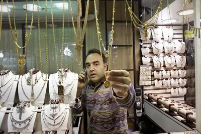 قیمت طلا امروز یکشنبه 18 آبان؛ بازار در پایین‌ترین سطح ماهانه
