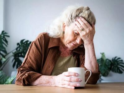  چطور از حملات میگرنی پیشگیری کنیم؟ 5 ماده غذایی که باید از آن‌ها پرهیز کنید