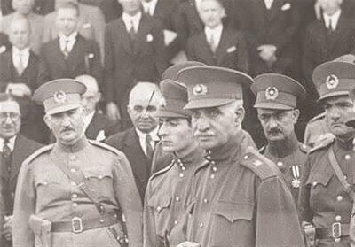  رهبر انقلاب: خاک بر سر رژیم پهلوی که مردم خودش را بمباران کرد + ویدئو | جزئیات ماجرا