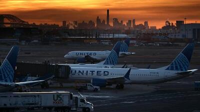  لغو بیش از ۱ هزار و ۳۰۰ پرواز در آمریکا در پی تعطیلی دولت فدرال