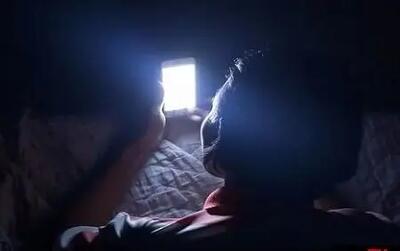  این کار رایج باعث سکته چشمی می‌شود