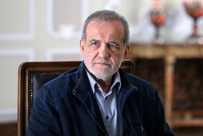  پزشکیان سه شنبه برای دفاع از بودجه ۱۴۰۴ به مجلس می‌رود - ایران ویو 24