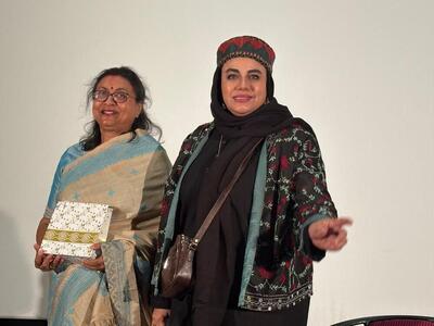  نرگس آبیار در هند + عکس