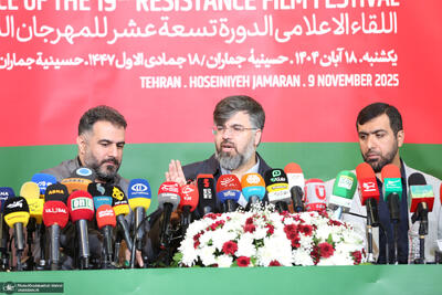  دبیر جشنواره بین المللی فیلم مقاومت: سینمای پیش از امام راحل درخدمت مقاومت نبود/ مقاومت یعنی بازگرداندن سینما به مسیر حقیقی خود/ خلیج‌فارس نماد رویارویی ما با غرب است/ گفتمان مقاومت مرز ندارد