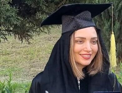  اشک شوق بهنوش طباطبایی در جشن فارغ التحصیلی/ ویدئو
