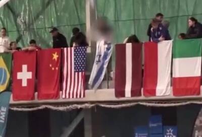  فیلم/ لگدمال شدن پرچم اسرائیل در جام جهانی شمشیر زنی