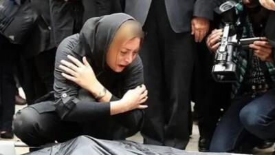  عکس/ نگاهی به چیدمان میز عزای ساده و بدون تجملات مسعود رسام، همسر سابق و هنرمند فریبا نادری/ روحش شاد و مسیرش پرنور