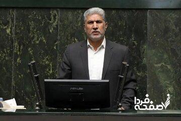  نماینده مجلس به پزشکیان: هنوز کالابرگ را اجرا نکردید، در حال گران کردن برق، آب، گاز و بنزین هستید/۲۹درصد از آنهایی که خودرو دارند، برای امرار معاش است